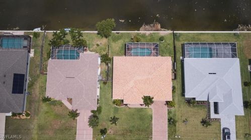 1121 1 Ter, Cape Coral FL  33991-1591 exterior