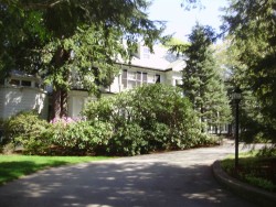 101 Homer St, Newton, MA 02459-1512