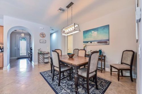 16157 Camden Lakes Cir, Naples FL  34110-2880 exterior