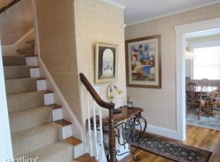 62 Denton Rd, Wellesley MA  02482-6405 exterior