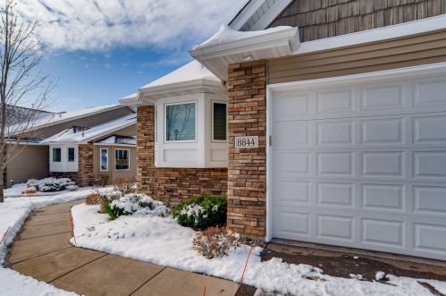 8844 Ghia St, Lino Lakes, MN 55014