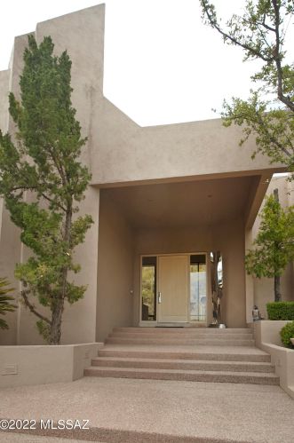 5891 Finisterra Dr, Tucson, AZ 85750-1016