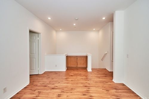 20 Travis Rd, Buena Park CA  90621-8426 exterior