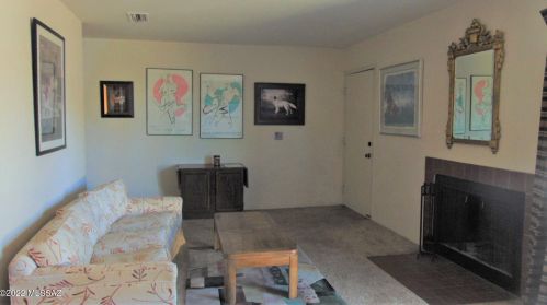 1218 Abrego Dr, Green Valley, AZ 85614-3637