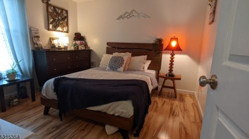 31 Arrowhead Dr, Wantage NJ  07461-1210 exterior