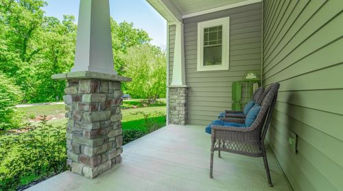 101 Muirfield Dr, Valpo IN  46385-6277 exterior