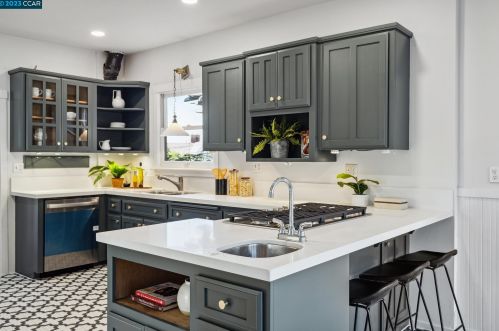 640 Fairmount Ave, Oakland, CA 94611-5033