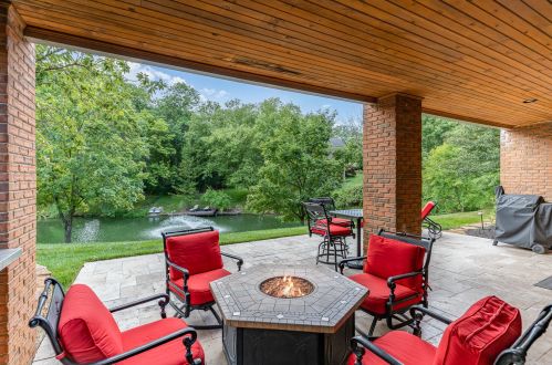 962 Riva Ridge Ct, Hamilton KY  41091-9601 exterior