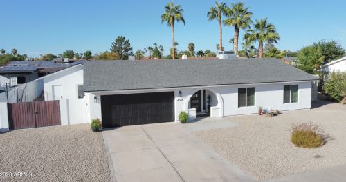 4346 Evans Dr, Phoenix AZ  85032-5449 exterior