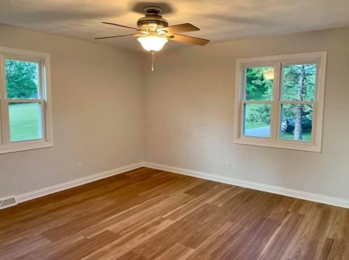 860 Brookwood Rd, Mount Vernon OH  43050-9578 exterior