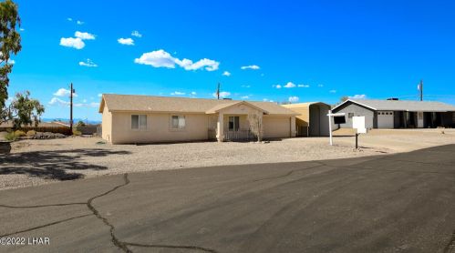 3555 Clearwater Ln, Lake Havasu City, AZ 86406-7937