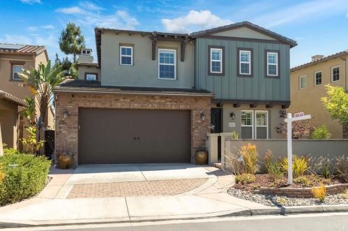 5761 Cape Jewels Trl, San Diego, CA 92130-6915