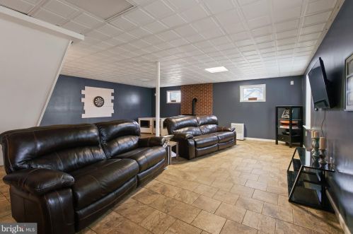 23 Yellowbreeches Rd, Carlisle PA  17015-9174 exterior