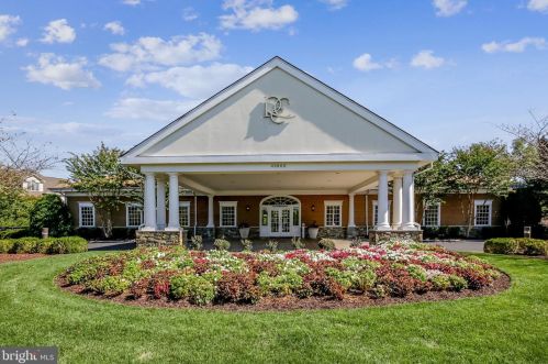 18292 St Georges Ct, Leesburg VA  20176-7421 exterior