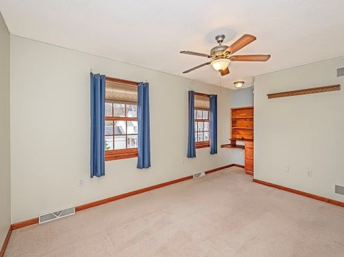 1640 Norman Dr, Sewickley PA  15143-8557 exterior