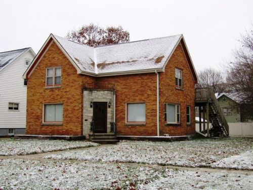 1008 9th St, Watertown, WI 53094-4902