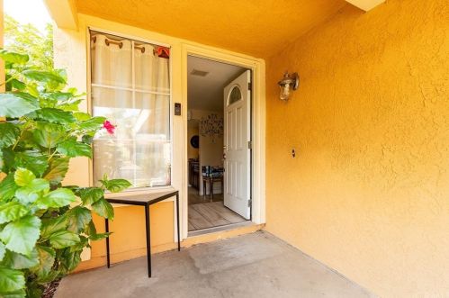 126 Olivetree Dr, Perris CA  92571-2744 exterior