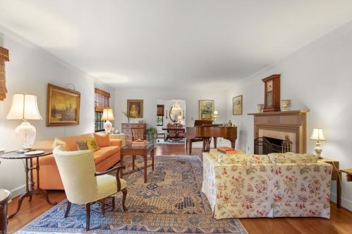 606 Elmwood Dr, Greensboro NC  27408-5005 exterior