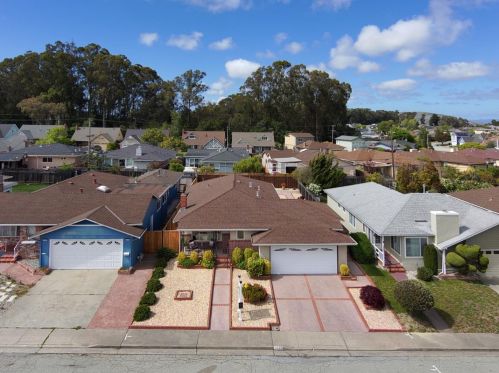 2490 Lexington Way, San Bruno CA  94066-2815 exterior