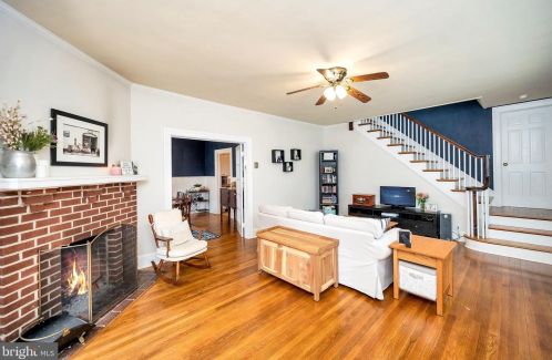 142 Main St, Bowling Green VA  22427-9425 exterior