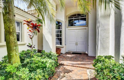 6784 Casa Grande Way, Delray Beach, FL 33446-2347