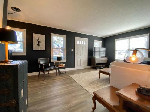 53 Harrison Blvd, Valpo IN  46383-3407 exterior