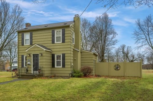 429 Line St, Hermitage, PA 16150-1208