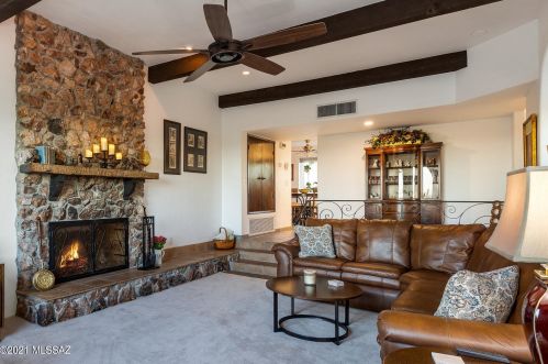 1851 Las Lomitas Rd, Tucson, AZ 85704-1710