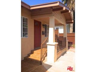 319 Coronado St, Los Angeles CA  90026-4801 exterior