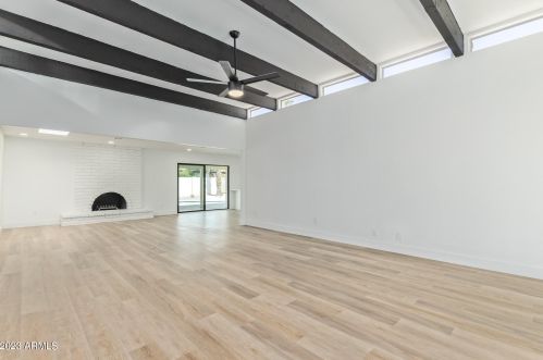 3662 Campo Bello Dr, Glendale, AZ 85308-4327