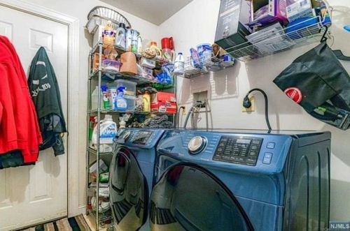 70 Iron Mountain Rd, Warwick NY  10990-3307 exterior