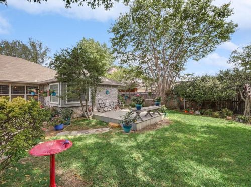 1412 Baker Dr, Cedar Hill TX 75104-1342 exterior