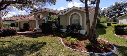 3202 Crescent Oaks Blvd, Tarpon Springs, FL 34688-7604
