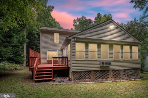 1023 Eastover Pkwy, Locust Grove, VA 22508-5170