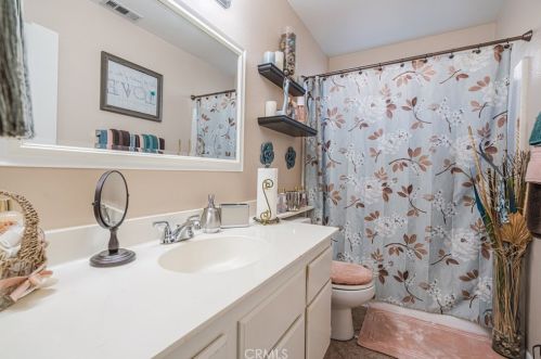 31662 Willow View Pl, Lake Elsinore CA  92532-0401 exterior