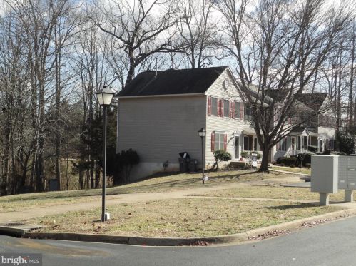 9846 Dominion Forest Cir, Fredericksburg VA  22408-9510 exterior