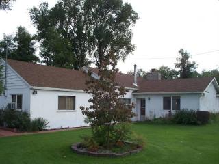 32008 Diagonal Rd, Hermiston, OR 97838-6417
