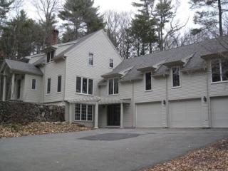 8 Danes Way, Wenham, MA 01984-1819