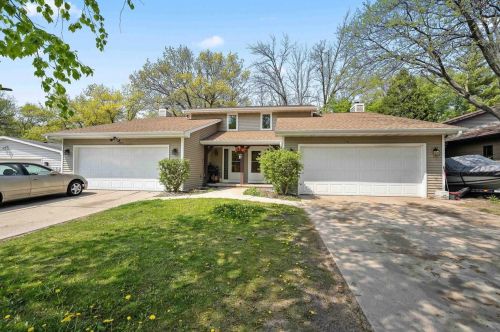 2871 Humboldt Rd, Green Bay, WI 54311-5744