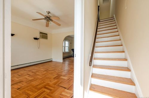 1428 Hobart Ave, Bronx, NY 10461-6019