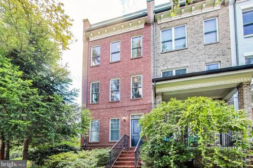643 Regent Pl, Washington, DC 20017-2001