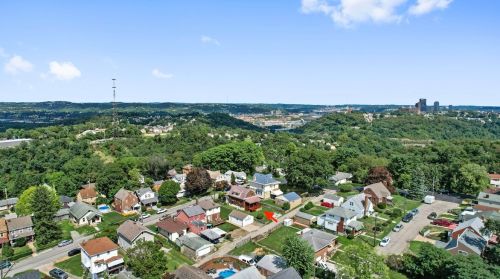 1209 Colescott St, Pittsburgh, PA 15205-3807