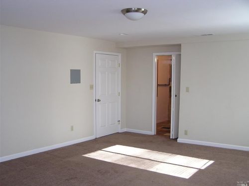 344 Washington Ave, Ukiah CA  95482-6323 exterior