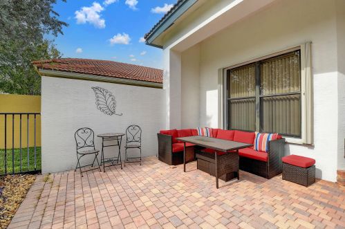 9508 Tivoli Isles Blvd, Delray Beach FL  33446-9641 exterior