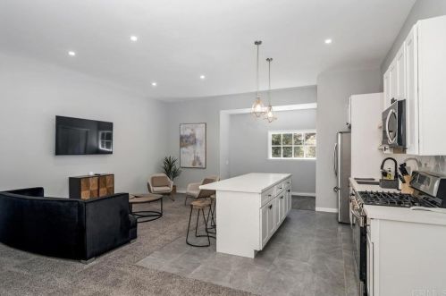 9750 Lake Helix Ter, La Mesa CA  91941-4432 exterior