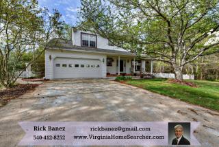 5 Raub Ct, Fredericksburg, VA 22405-2822