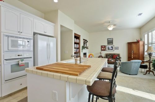 2058 Katnich Ln, Lodi CA  95242-4805 exterior