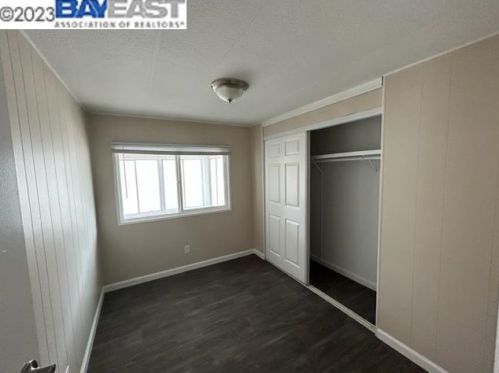 321 3rd Ave, Pacifica CA  94044-2204 exterior