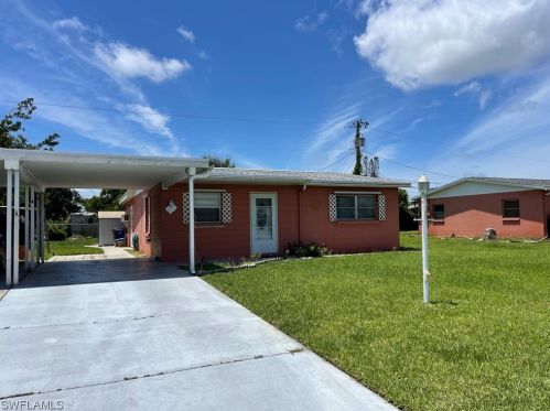 1106 Broad St, Lehigh Acres, FL 33936-6519