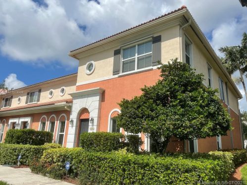 2551 101st Ter, Hollywood, FL 33025-5081